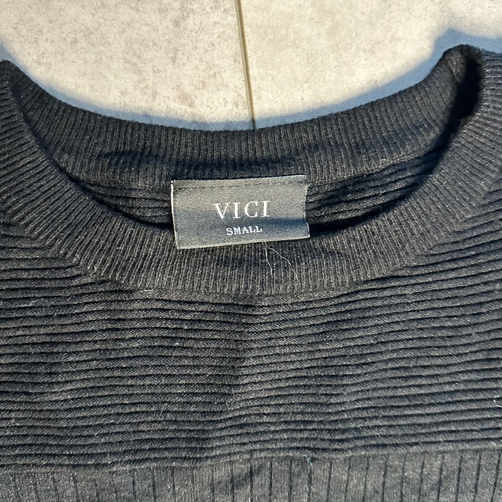 Vici Sweater - image 3